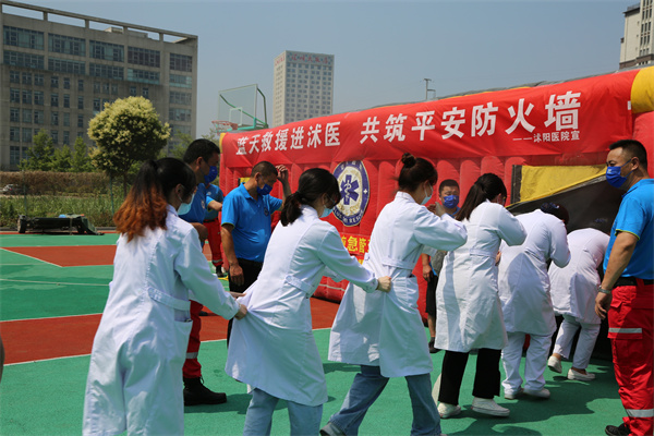 消防疏散应急演练1.jpg