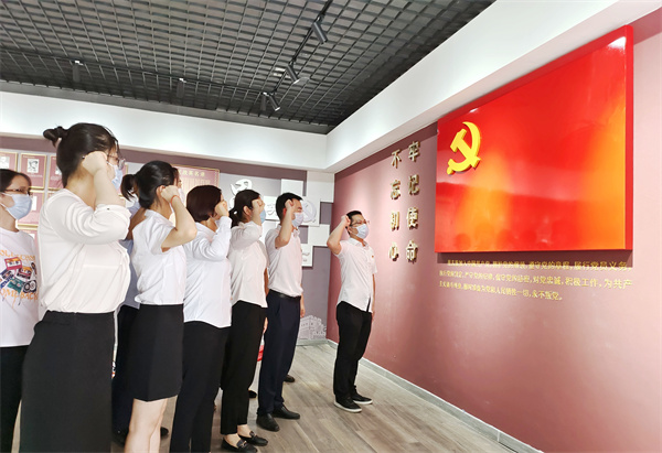 2022.06走进老严荡村.jpg