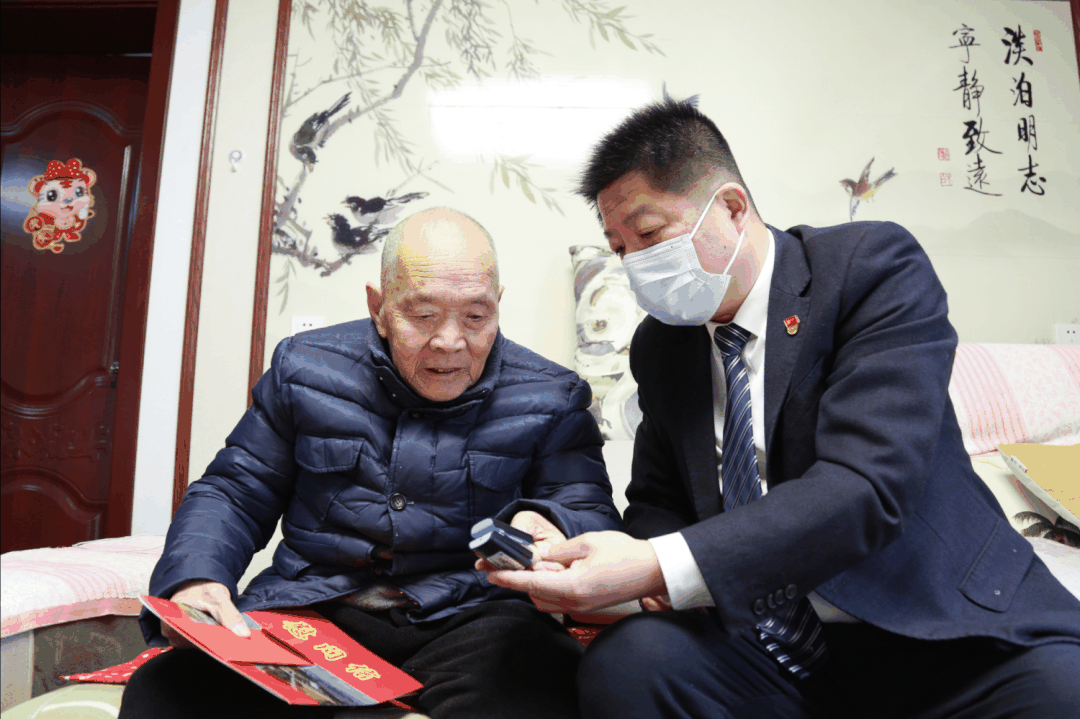 1675045440423338.gif 07.gif